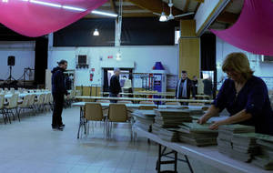 2017 Betty met en place les cartons