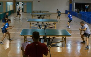 Dominique devant les 2 1/2 finales > 1000