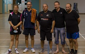 Tournoi d'été 2020 n°2 - podium moins de 1000 points de G à D :  3ème De Fuster Stéphanie(Pérols), 1er Alix Pascal(Argeles), 2ème Le Roger David(Cournonterral), Porchaire Jérôme(Président Pérols), 4ème Fons Grégory(Aniane)
